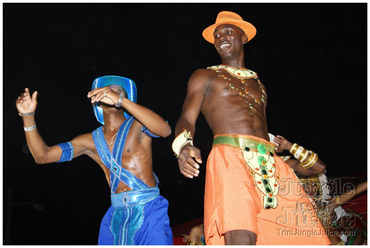 red_unlimited_band_launch_2k10-031