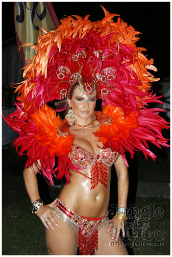 red_unlimited_band_launch_2k10-039