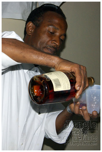 red_unlimited_band_launch_2k10-042