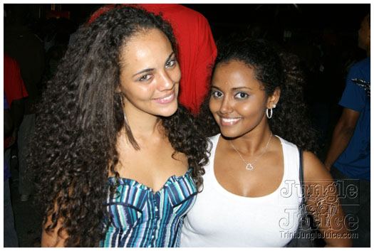 red_unlimited_band_launch_2k10-056