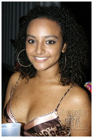 red_unlimited_band_launch_2k10-063