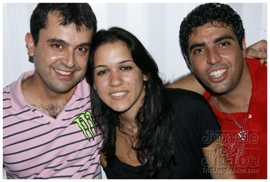 red_unlimited_band_launch_2k10-069