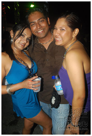 red_wine_trini_jul3-008