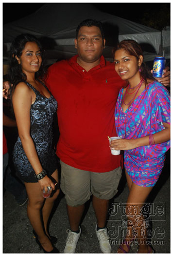 red_wine_trini_jul3-012