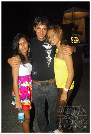 red_wine_trini_jul3-014