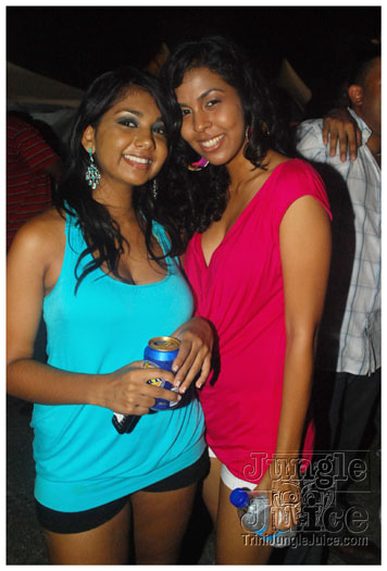 red_wine_trini_jul3-040