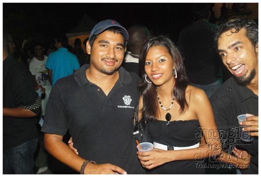 red_wine_trini_jul3-066