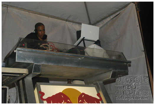 red_wine_trini_jul3-068