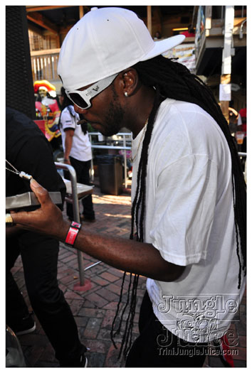 rise_n_shine_miami_2010-074