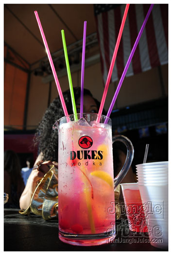 rise_n_shine_miami_2010-087