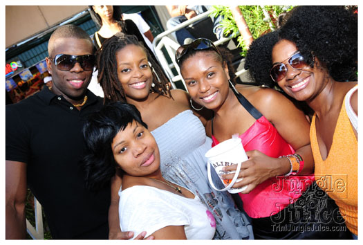 rise_n_shine_miami_2010-090