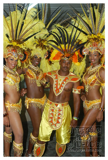 ronnie_caro_2011_launch-011