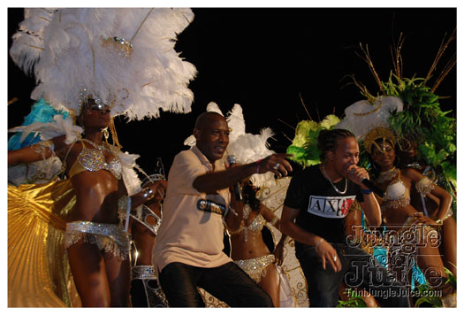 ronnie_caro_2011_launch-125