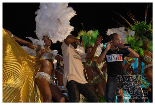 ronnie_caro_2011_launch-128