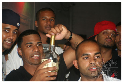 rupee_jw_blaze_moka_sep3-006