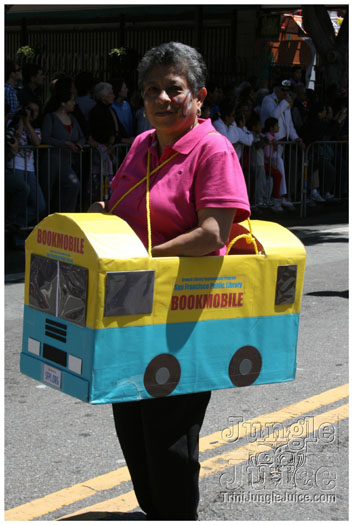 san_francisco_carnival_2010-029