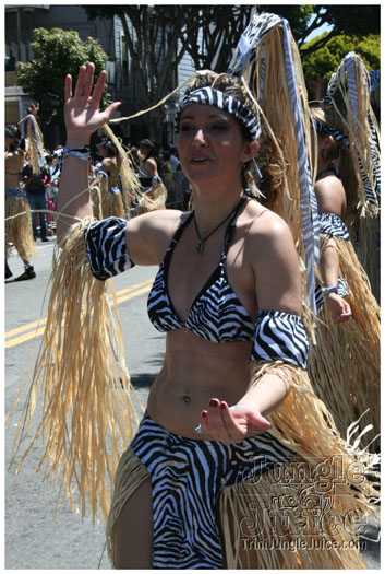 san_francisco_carnival_2010-039
