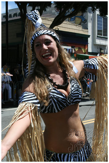 san_francisco_carnival_2010-040