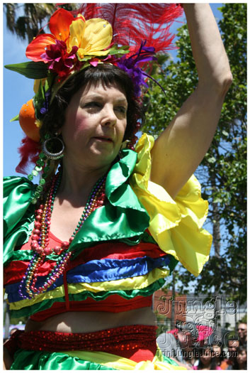 san_francisco_carnival_2010-074