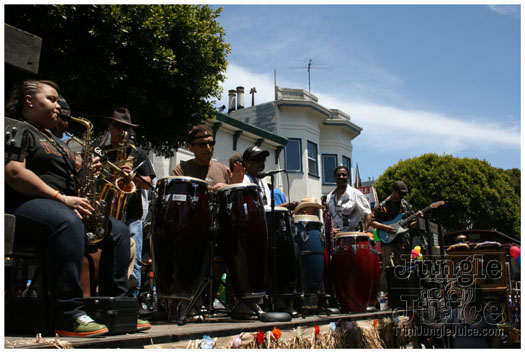 san_francisco_carnival_2010-183