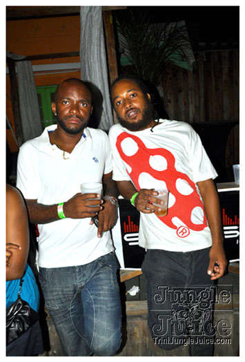 slam_101_1_beachparty_mar14-021