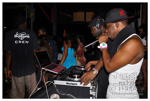 slam_101_1_beachparty_mar14-042