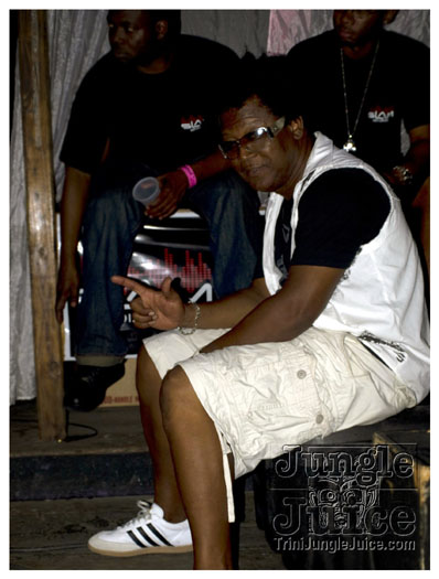 slam_101_1_beachparty_mar14-055