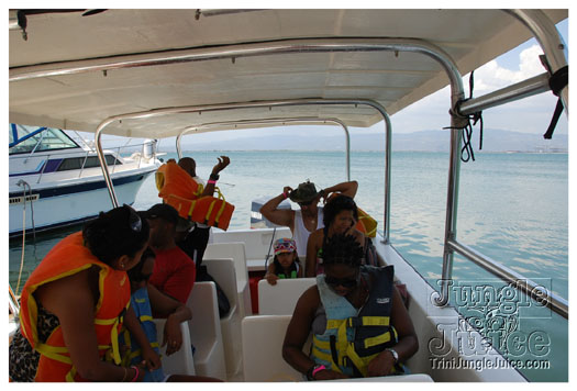 soca_at_de_sandbar_apr7-003