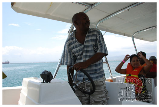 soca_at_de_sandbar_apr7-004