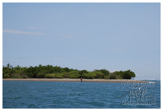 soca_at_de_sandbar_apr7-010