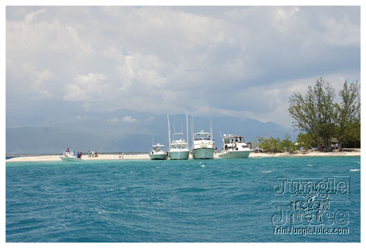 soca_at_de_sandbar_apr7-015