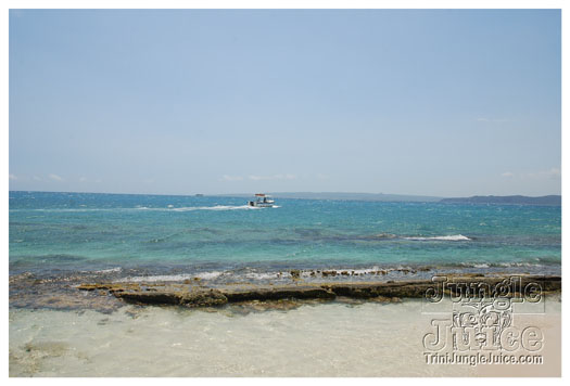 soca_at_de_sandbar_apr7-022