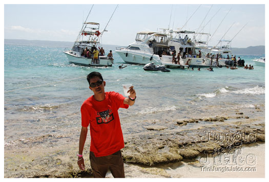 soca_at_de_sandbar_apr7-046