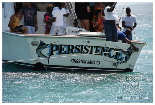 soca_at_de_sandbar_apr7-061