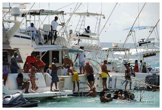 soca_at_de_sandbar_apr7-063