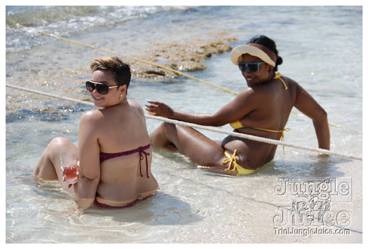 soca_at_de_sandbar_apr7-075