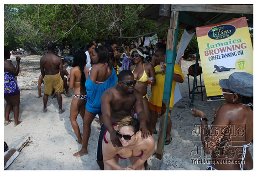 soca_at_de_sandbar_apr7-114