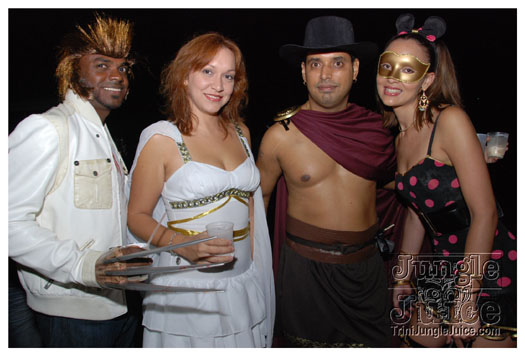 spooked_2010_oct29-074