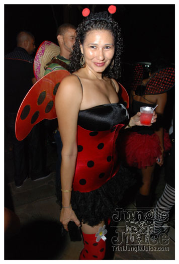 spooked_2010_oct29-092