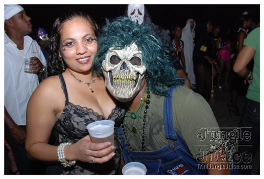 spooked_2010_oct29-113