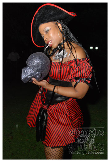 spooked_2010_oct29-161