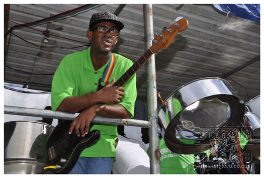 st_lucia_carnival_monday_2010-009