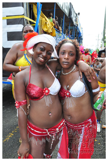 st_lucia_carnival_monday_2010-071