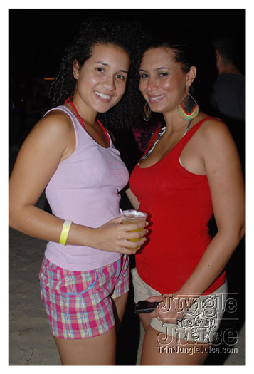 swanky_intl_foam_fete_2010-006