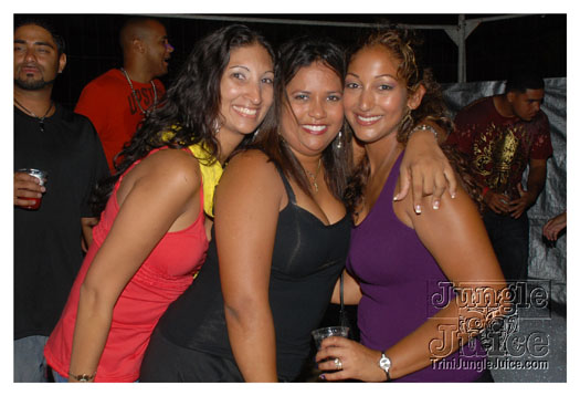 swanky_intl_foam_fete_2010-009