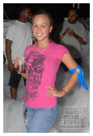 swanky_intl_foam_fete_2010-010