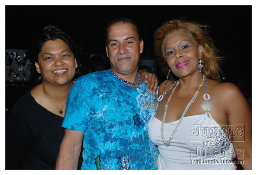 swanky_intl_foam_fete_2010-031