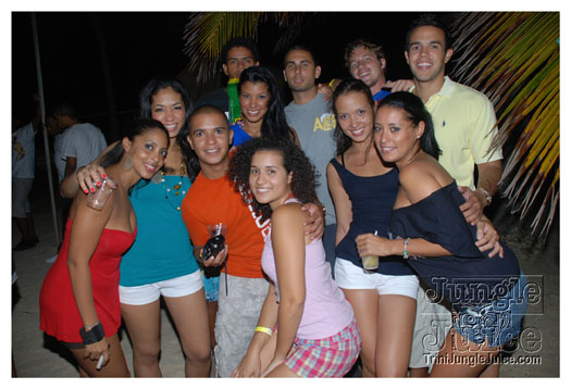 swanky_intl_foam_fete_2010-034