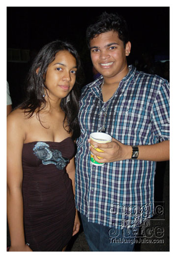 the_hills_2010_dec26-042