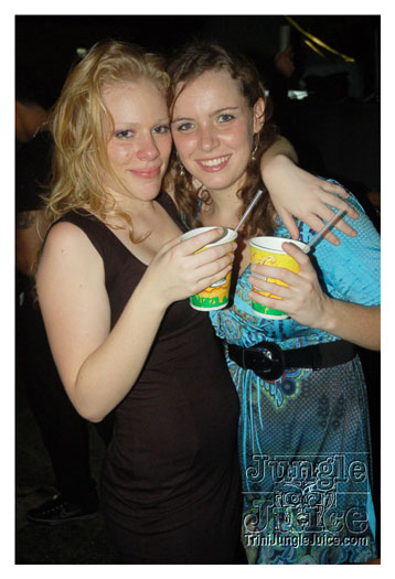 the_hills_2010_dec26-045